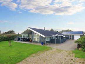 8 person holiday home in L kken